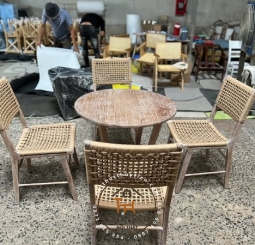 Bộ bàn ăn ghế đan dây kết hợp bàn chân tiện Bộ bàn ăn ghế đan dây kết hợp bàn chân tiện