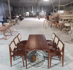 Bàn Neva + 4 ghế CH301 Bàn Neva + 4 ghế CH301