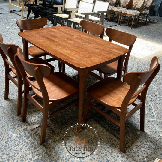Bộ bàn ăn cao su 4 ghế mặt gỗ màu nâu