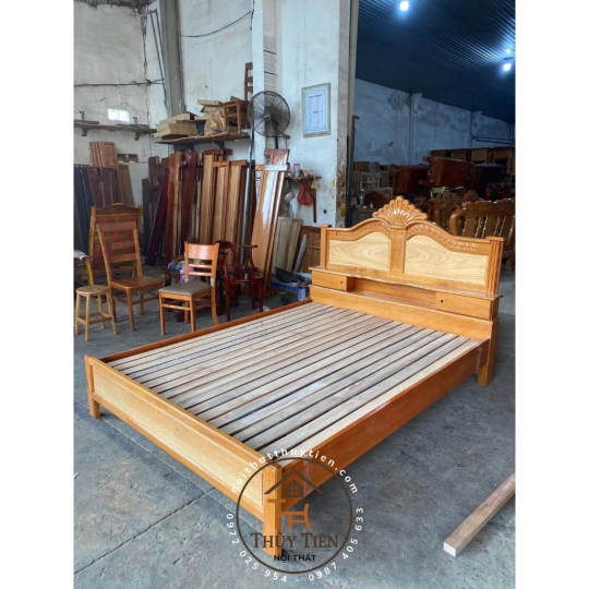 GIƯỜNG NGỦ GỖ CĂM XE GÕ MẪU NỮ HOÀNG 1M6,1M8 X 2M
