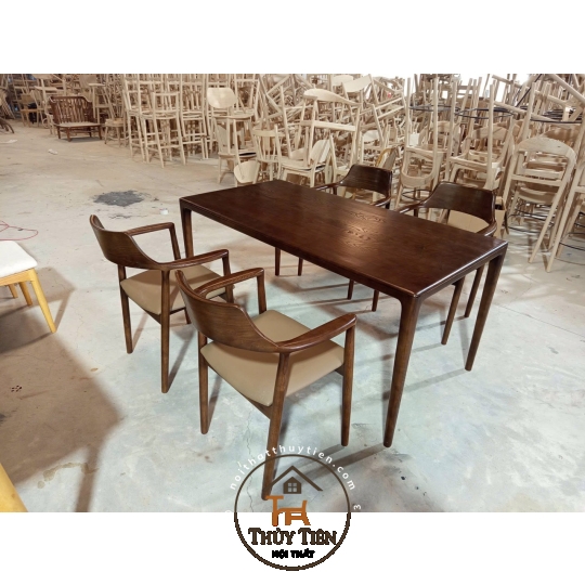 BỘ BÀN ĂN CHÂN V KẾT HỢP VỚI GHẾ HIRO- BAHR 007