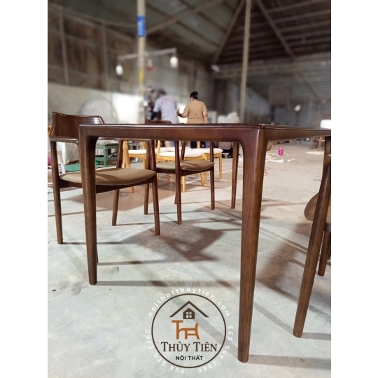 BỘ BÀN ĂN CHÂN V KẾT HỢP VỚI GHẾ HIRO- BAHR 007