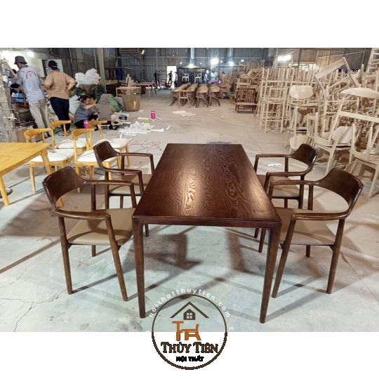 BỘ BÀN ĂN CHÂN V KẾT HỢP VỚI GHẾ HIRO- BAHR 007