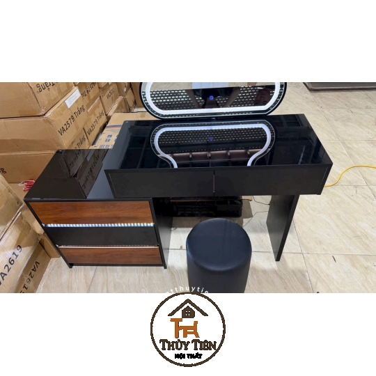 Bộ bàn ghế trang điểm hiện đại nhập khẩu hàng sơn 2k siêu đẹp- 002