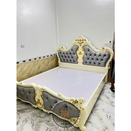 Combo giường tân cổ điển  và bàn trang điểm tân cổ điển e giao khách nhé ạ 