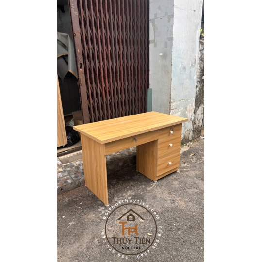 Bàn làm việc min