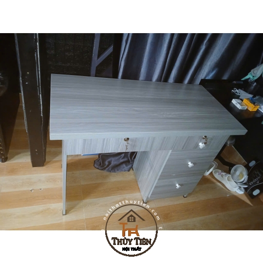 Bàn làm việc min dày đẹp