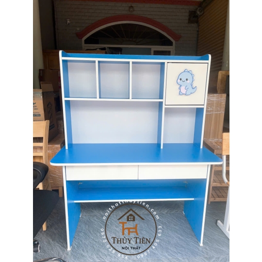Bàn học Min màu gắn hình thú 3 d cho bé