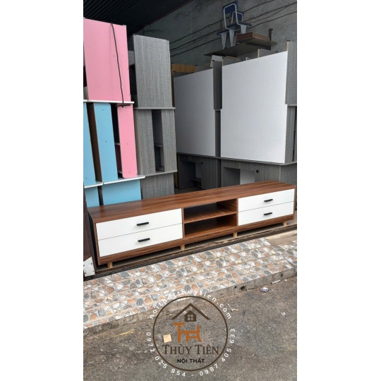 Kệ tivi khách đặt em làm theo yêu cầu khách