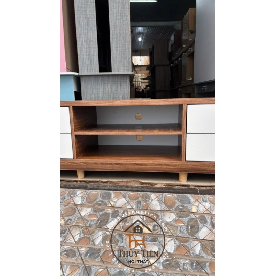 Kệ tivi khách đặt em làm theo yêu cầu khách