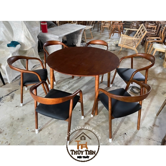 Bộ bàn ăn tròn 6 ghế gỗ ash cao cấp sơn màu óc chó