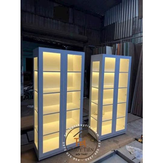 Tủ- kệ trưng bày cánh kính