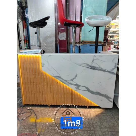 Quầy lễ tân mẫu