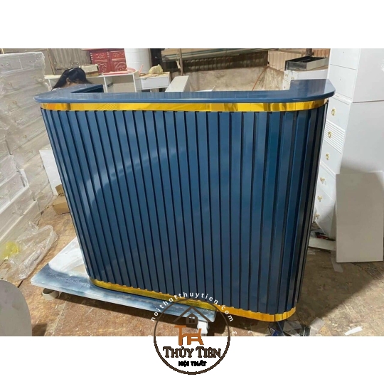 Quầy thu ngân- lễ tân e nhận làm theo yêu cầu