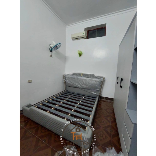 Giường nhập khẩu nguyên chiếc gỗ thịt toàn bộ cao cấp