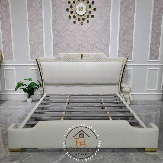 Giường nhập khẩu nguyên chiếc gỗ thịt toàn bộ cao cấp