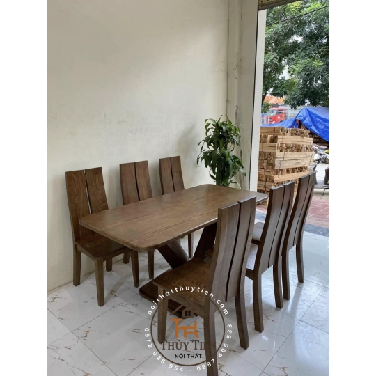 Bàn ghế ăn gỗ sồi thịt giá tận xưởng 