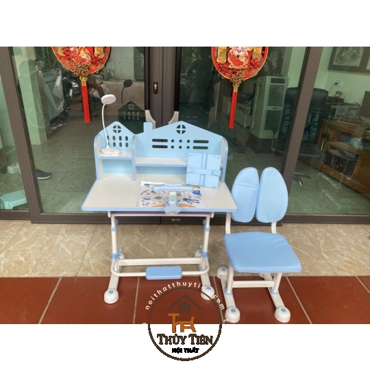 Top những mẫu bàn học sinh nhập khẩu giá rẻ bán chạy 