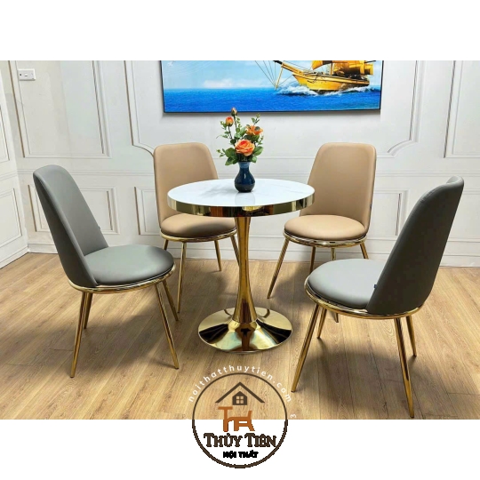 Bàn decor xinh xinh