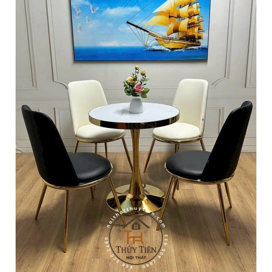 Bàn decor xinh xinh