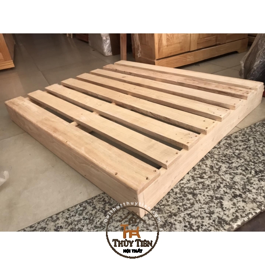 Giường pallet gỗ thông