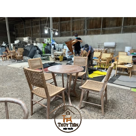 Bộ bàn ăn ghế đan dây kết hợp bàn chân tiện 