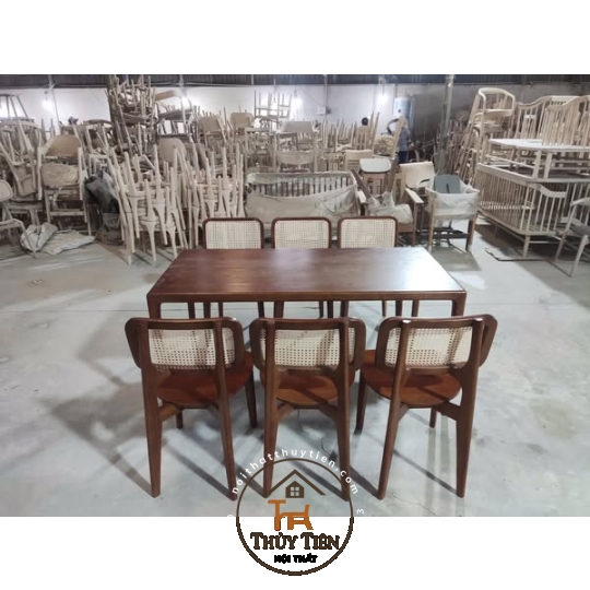 Bàn Neva + 4 ghế CH301
