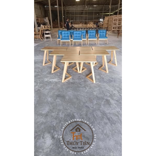 Bàn Sofa chân V