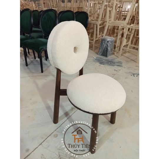 GHẾ DONUT BỌC VẢI LÔNG CỪU