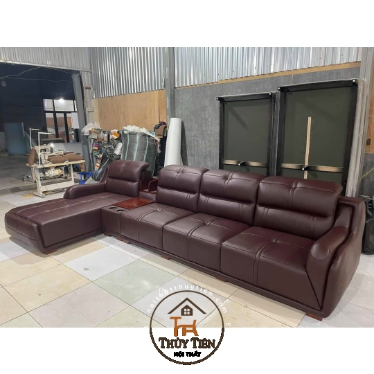 Lên mẫu sofa cho khách tham khảo 