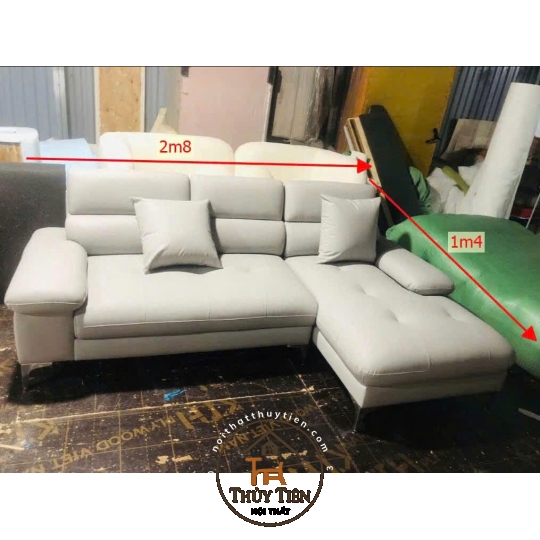Lên mẫu sofa cho khách tham khảo 