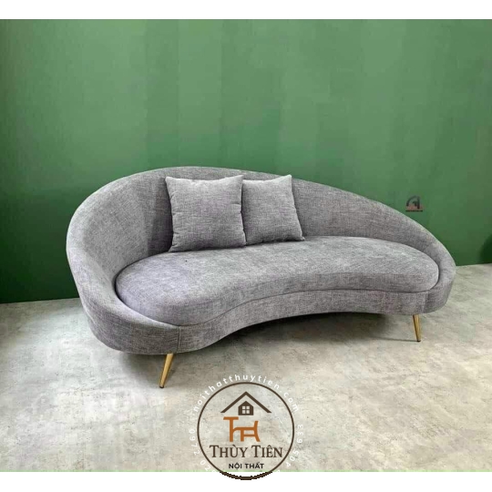 Lên mẫu sofa cho khách tham khảo 