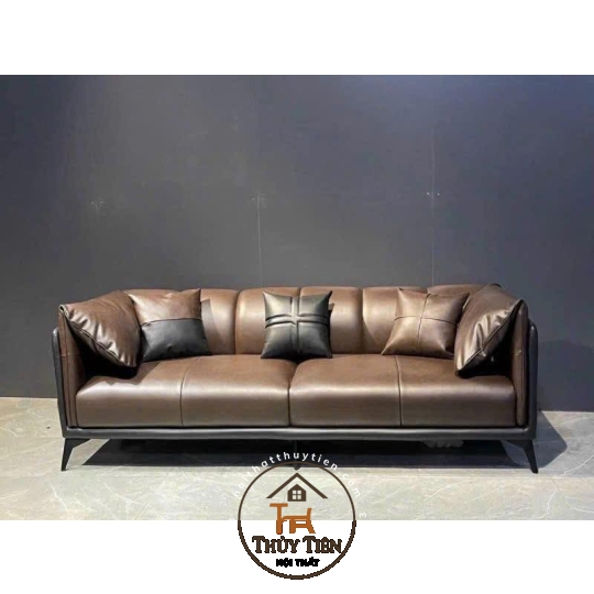 Lên mẫu sofa cho khách tham khảo 