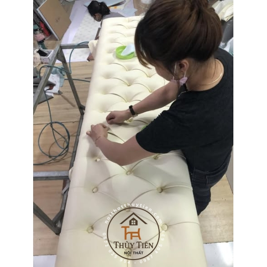 Ốp đầu giường bọc da/bọc nỉ làm theo đủ kích thước yêu cầu