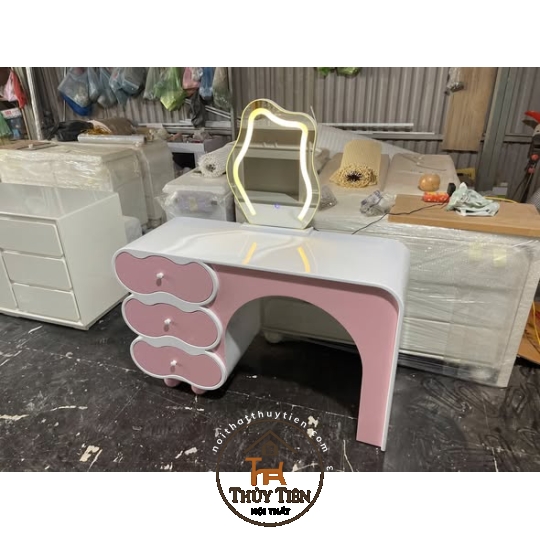 Tủ kệ decor hàng sơn 2k đẹp chuẩn nhé khách iu oi 🥰😍 Cốt xanh cốt nâu e có hết ạ 🤩