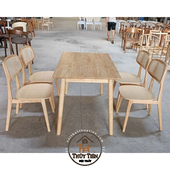 Bộ bàn ghế TT01 gỗ cao su tự nhiên 