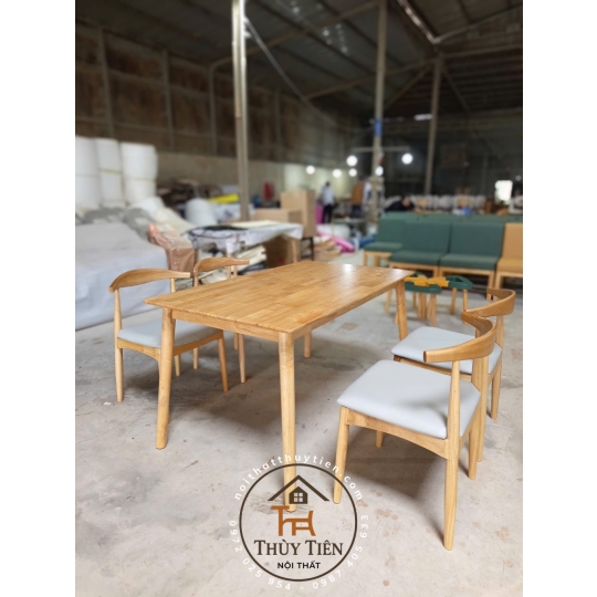 Bộ bàn ăn 4 ghế Bull