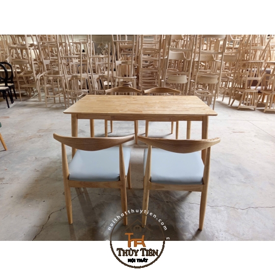 Bộ bàn ăn 4 ghế Bull