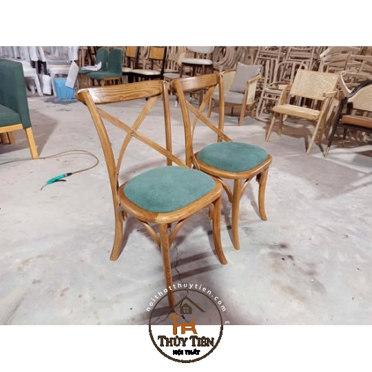 Ghế Bistro gỗ Ash