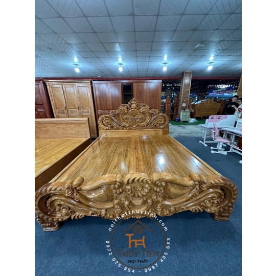 Giường gõ zin chạm hoa hồng