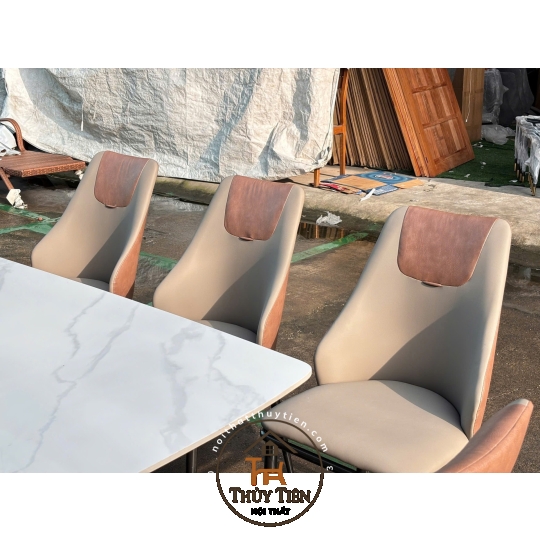 Mẫu bàn ăn nhập khẩu