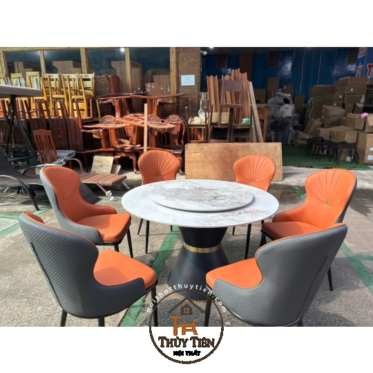 Mẫu bàn ăn nhập khẩu