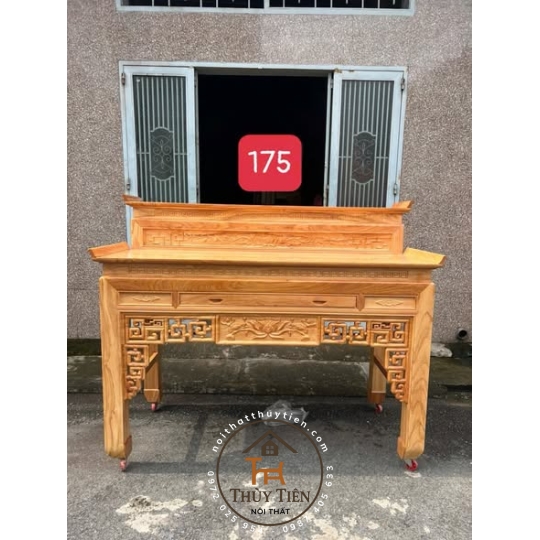 Bàn thờ gia tiên gõ đỏ toàn bộ