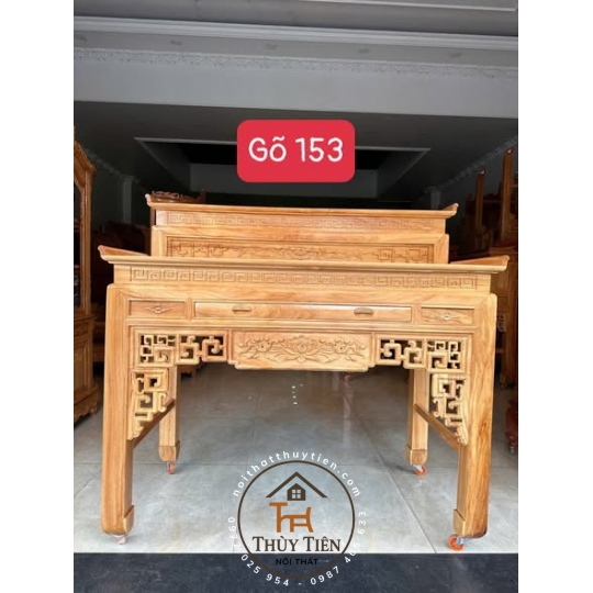 Bàn thờ gia tiên gõ đỏ toàn bộ