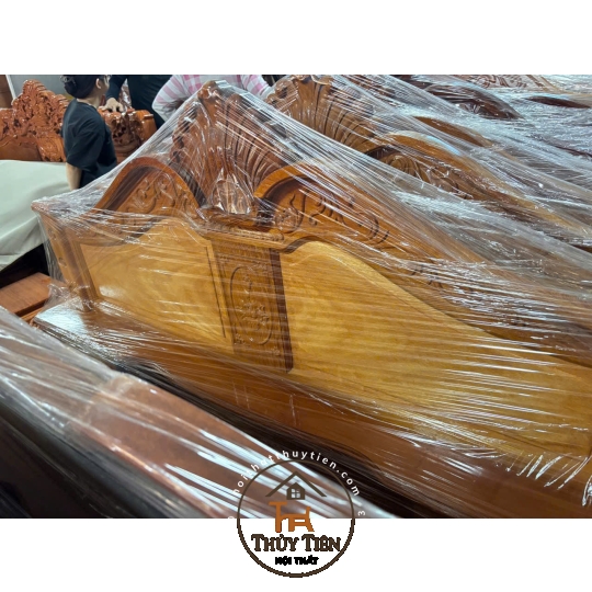 Giường căm xe mặt gõ 