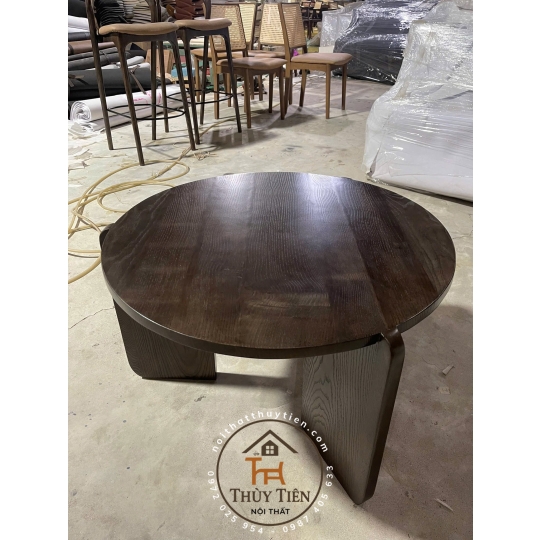 1 CHIẾC BÀN TRÒN SOFA 3 CHÂN NHỎ GỌN 💕💕