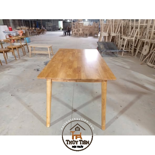 Bàn ăn lunar tròn & chữ nhật gỗ cao su 