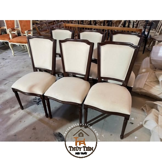 GHẾ LOUIS TỰA VUÔNG💕💕