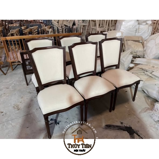 GHẾ LOUIS TỰA VUÔNG💕💕