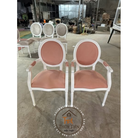Ghế louis có tay Sơn trắng màu Hồng ngọt ngào